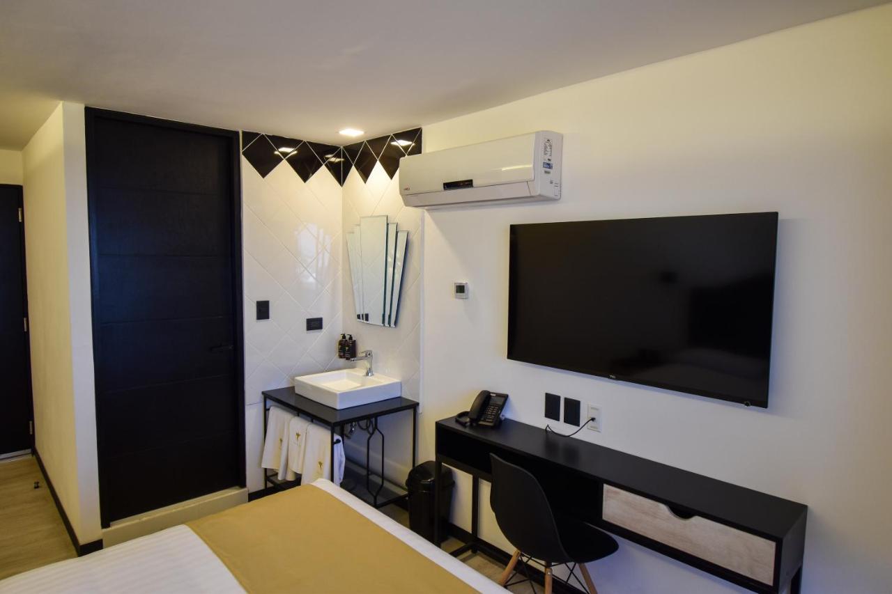 פואבלה Hotel Tamara מראה חיצוני תמונה