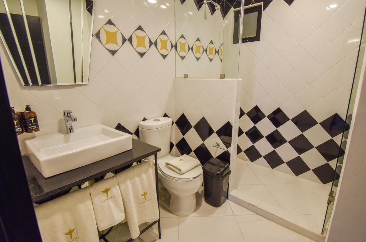 פואבלה Hotel Tamara מראה חיצוני תמונה