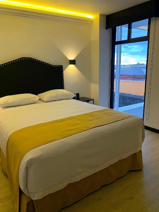 פואבלה Hotel Tamara מראה חיצוני תמונה
