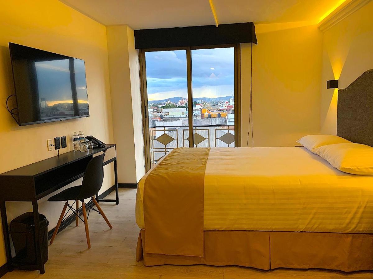 פואבלה Hotel Tamara מראה חיצוני תמונה